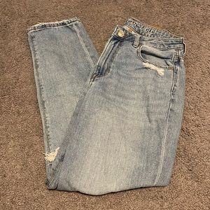 American Eagle Mom Jeans